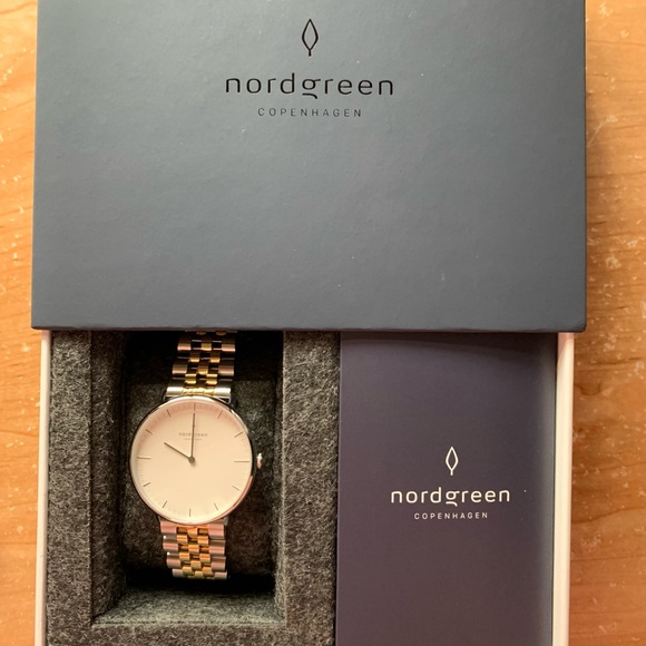 Nordgreen Watch - 5-Link Silver Gold - Picture 8 of 9